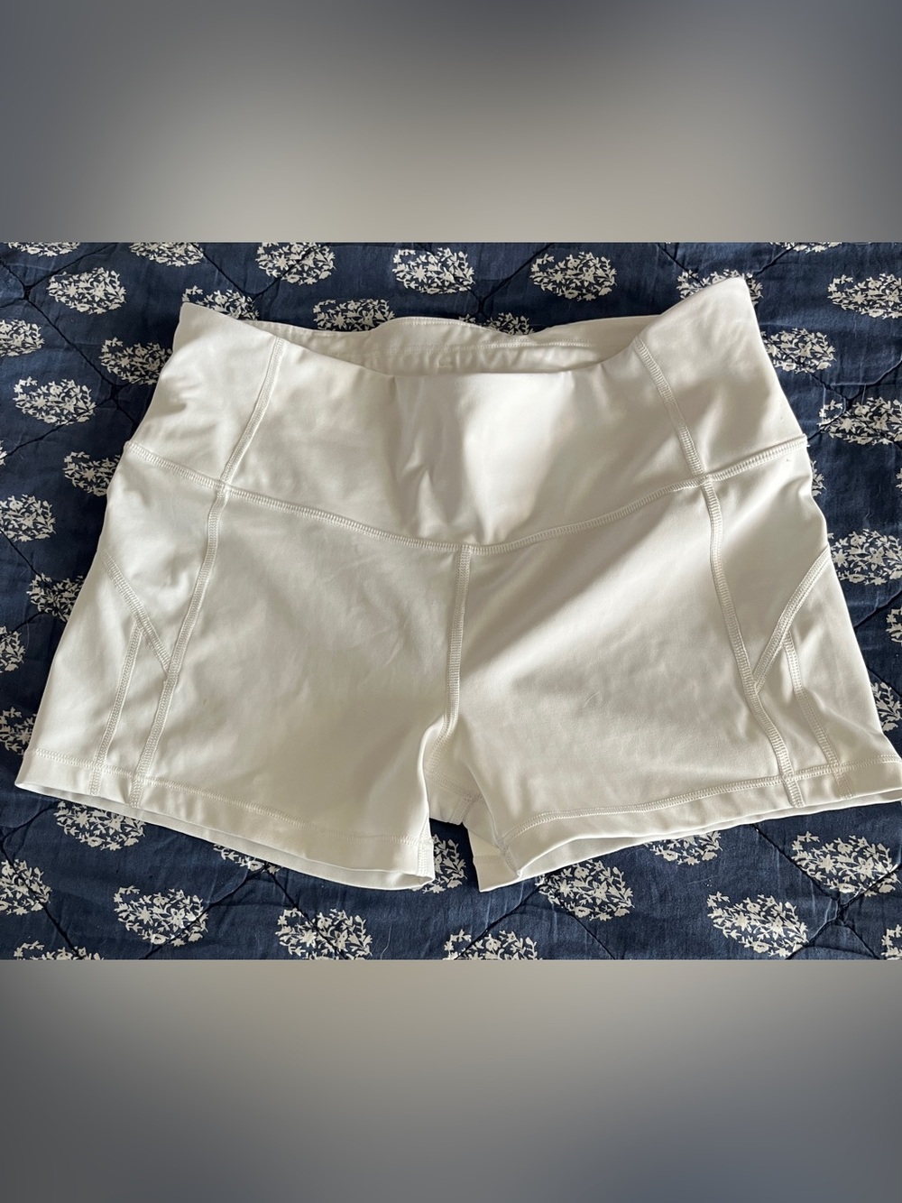 Athleta Ultimate Stash II Shortie White High-Rise Bike Shorts